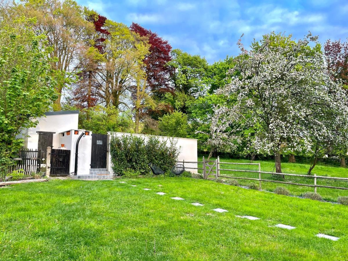 Domaine De La Course Bed & Breakfast Doudeauville ภายนอก รูปภาพ
