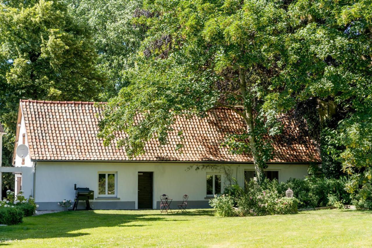 Domaine De La Course Bed & Breakfast Doudeauville ภายนอก รูปภาพ