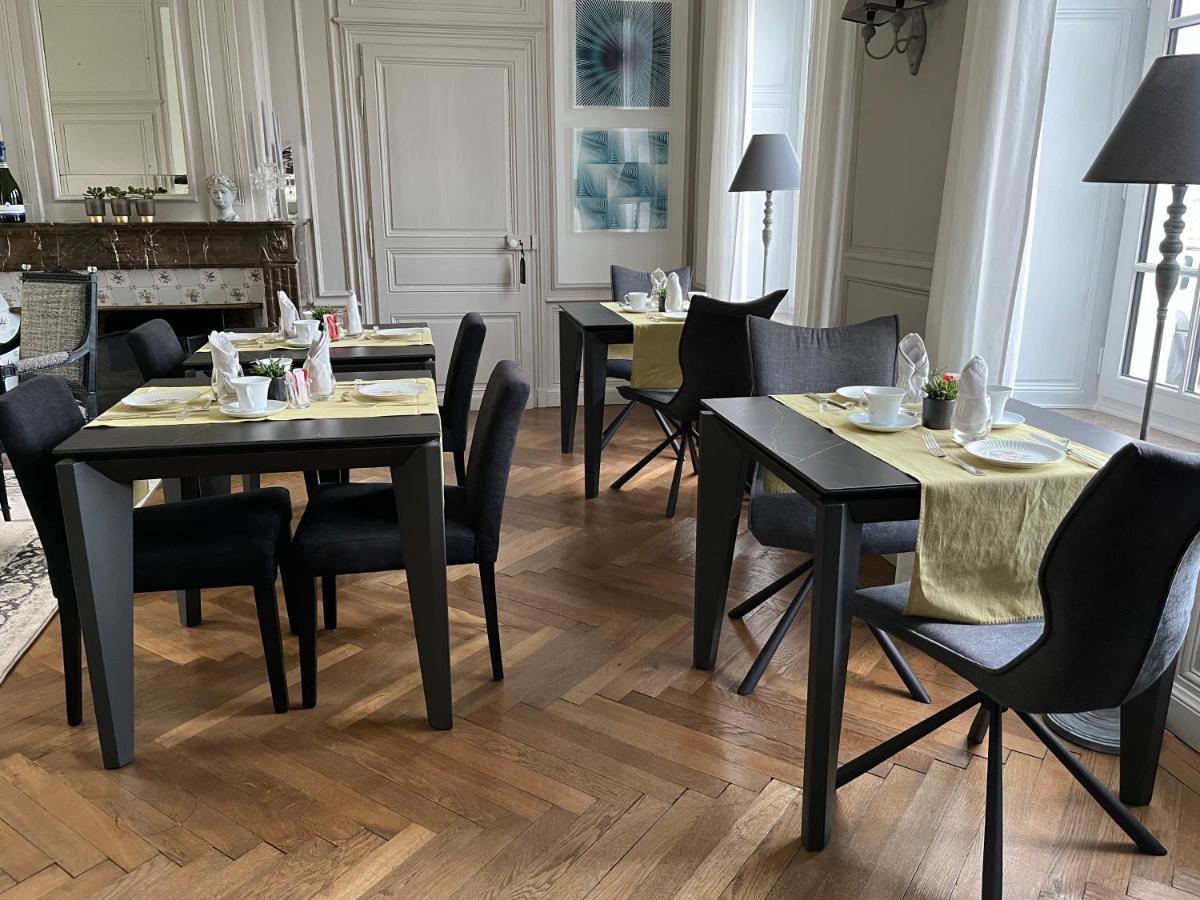 Domaine De La Course Bed & Breakfast Doudeauville ภายนอก รูปภาพ